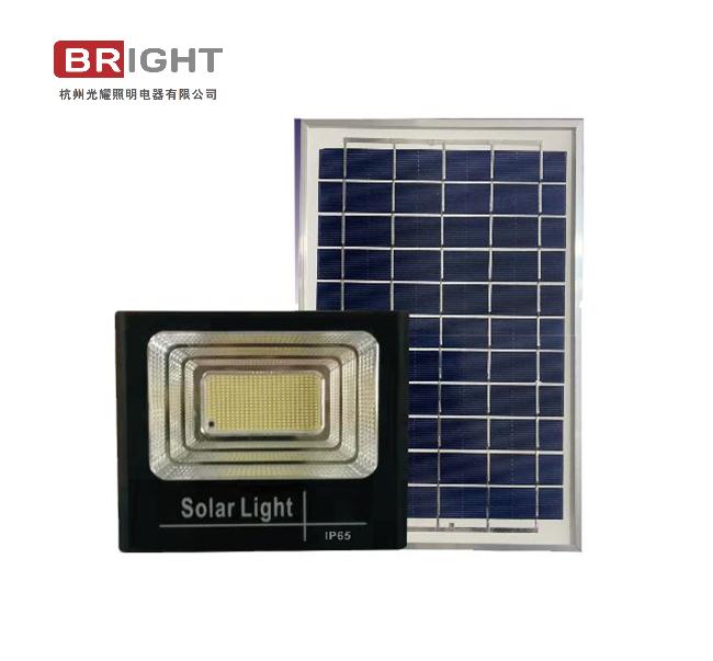 SOLAR FLOODLIGHT
